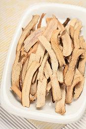 《幻象破坏者：Omnia》新预告片展示可玩角色Ende